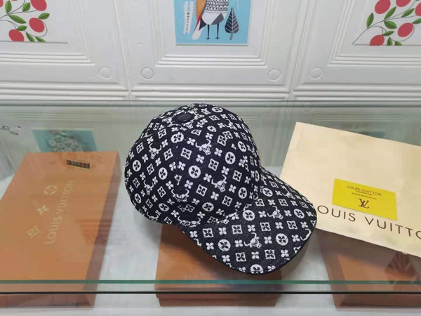 ブランド帽子背面デザイン